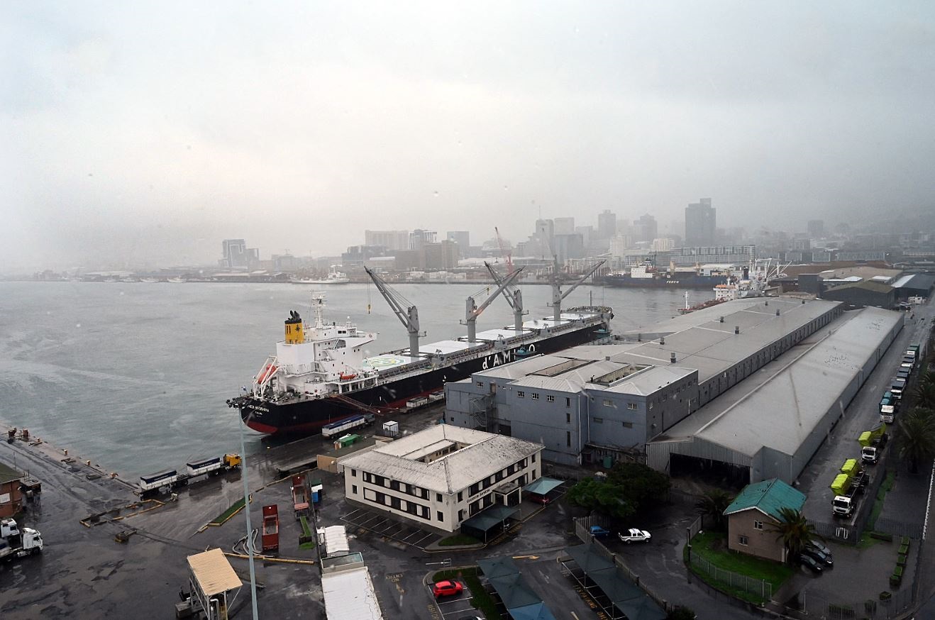 South Africa : TNPA appoints FFS Tank Terminals to refurbish Port of Cape Town 